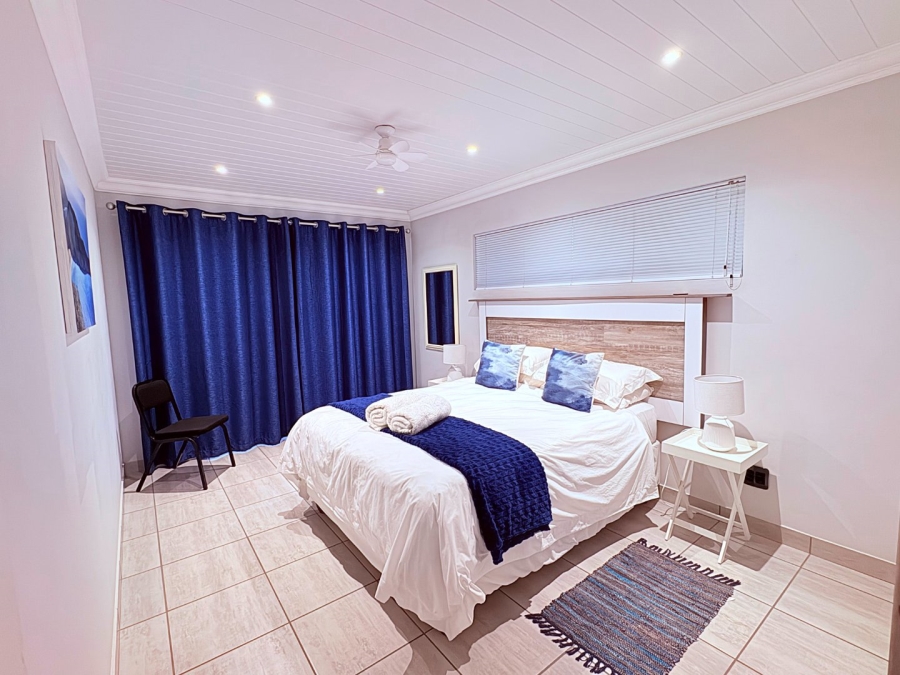 5 Bedroom Property for Sale in Reebok Western Cape
